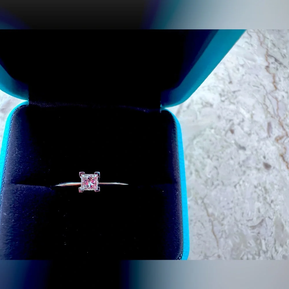 Tiffany&Co Platinum Princess Cut Diamond ring